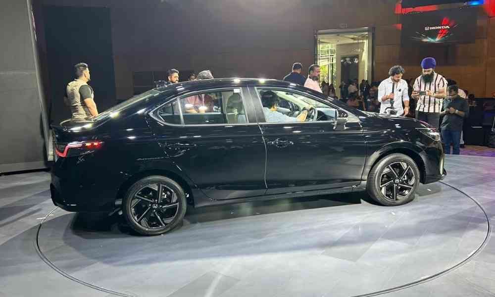 New Honda city Facelift - The sedan now features